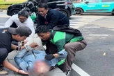 Aksi Mentan Amran Bantu Korban Laka di Perjalanan Jadi Omongan