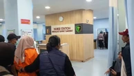 Pakai Baju Tahanan, Dokter Tifa Menyusul Roy Suryo Jalani Cek Medis di RS Polri