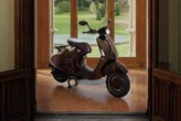 Vespa 946 Horse Hadir di Indonesia, Dijual Terbatas
