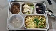 Momen Wamen LH dan Walkot Bandung Mencicipi Menu MBG, Diaz Bilang Begini