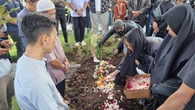 Iie Sumirat Tutup Usia, Sang Anak Buka Kenangan tentang Sosok Ayah yang Tegas