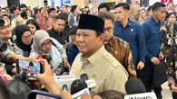 Prabowo Bekerja Keras untuk Rakyat, Menteri & DPR Justru Sibuk Berpolemik