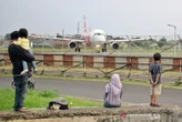 Wamenhub Respons Ambisi Farhan Soal Reaktivasi Bandara Husein Sastranegara