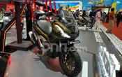 Honda ADV160 Terbaru Mejeng di IMOS 2025, Ada Promo Oli Mesin Hingga 1 Tahun, Gratis