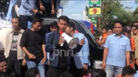 Kecam Pemborosan APBN, Mahasiswa Sumsel Beri Kartu Merah untuk Prabowo