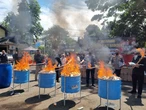 Polrestabes Bandung Memusnahkan 2,7 Juta Pil Koplo