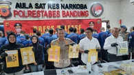 Polisi Bongkar Peredaran Sabu-sabu Jenis Blue Ice di Bandung, Begini Modus Pelaku