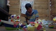 Perajin Miniatur Kapal Hias Palembang Raup Cuan Menjelang Hari Kemerdekaan