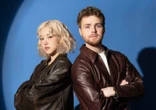 Alex Warren dan Rose BLACKPINK Berkolaborasi dalam On My Mind