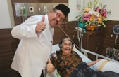 Sohib Banget, Rano Karno Jenguk Jaja Miharja ke Rumah Sakit
