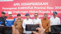 Menteri LH Berangkatkan Tim Pemadam Karhutla: Pantang Pulang sebelum Riau Bebas Asap
