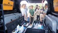 JAN Domestic & Lady Freethinker Bentuk Mobil Klinik untuk Kuda Delman