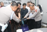 Polda Sumsel Musnahkan Ratusan Gram Sabu-Sabu