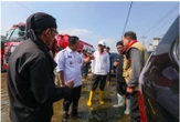 Tinjau Banjir Rob di Jalan Pantura Demak, Wagub Taj Yasin Instruksikan Segera Selesaikan