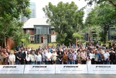 SIS Resmi Mendistribusikan Suzuki Fronx Kepada Konsumen Pertamanya