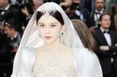 Pakai Gaun Transparan, Zhao Yingzi Diusir dari Karpet Merah Cannes 2025