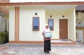 Bi Parmi Semringah Rumahnya Sudah Layak Huni Berkat Program RSLH Djarum