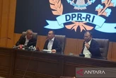 Pimpinan DPR Minta MKD Berkoordinasi dengan Partai untuk Proses Sahroni Cs Dinonaktifkan