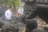 Momen Bupati Pati Dilempari Sendal, Sudewo Ogah Mengundurkan Diri