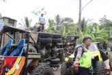 Truk Tabrak Minibus dan Rumah di Purworejo, 11 Meninggal
