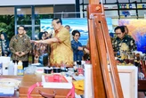 Saat SBY Pamerkan Karya dan Rencana Proyek Seninya ke Menekraf di Cikeas Art Gallery