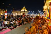 Biksu Thudong Membagikan Berkah Waisak untuk 46 Vihara & 19 Panti Asuhan