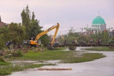 Ikhtiar Pemprov Jateng Mengatasi Banjir Rob di Demak, Taj Yasin Akan Ikut Istigasah
