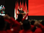 Puan Tekankan Pentingnya Kerja Nyata Legislator PDIP untuk Awasi Program Pemerintah