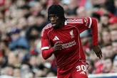 Kabar Buruk Menerpa Liverpool, Jeremie Frimpong Cedera Hamstring