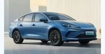 BYD Seal 05 DM-i 2026 Bisa Tempuh 2000 Km, Harga Tak Naik