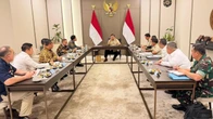 Prabowo Tunda Penerbangan Demi Rapat soal Uang Rakyat, Tegas