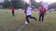Hidupkan Semangat Olahraga, Gubernur Fakhiri Buka Liga Top Skor Papua 2025