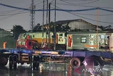 Tabrakan KA Harina Vs Truk Trailer di Kaligawe Semarang, Jalur Pantura Macet Total