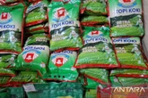 Jual Beras Premium Berkutu, Pimpinan Toko Ritel di Kupang Jadi Tersangka