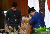 Setahun Prabowo Jabat Presiden RI: Menanggung Beban Politik Jokowi