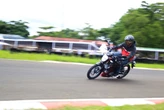 Test Ride Suzuki Satria Pro: Galak Tetapi Tetap Santun di Tikungan