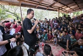 Di Kampung Binjai, Anies Bicara soal Etika Pemimpin Negara