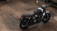 Edisi Khusus Triumph Bonneville T120 Black DGR 2023, Ini Perbedaannya