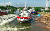 Kapal Harbour Tug Produksi Dalam Negeri Memperkuat TNI AL