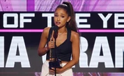 Singel Terbaru Ariana Grande Raih Suara Terbanyak di Polling Billboard, Wow