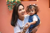 Baby Niken Mulai Sekolahkan Brisia Sejak Dini