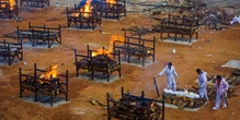 Australians could face jail or fines if they return from India