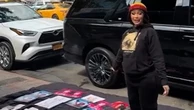 Cardi B poses as bootleg album seller on New York street