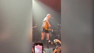 Taylor Swift shocks fans withTravis Kelce concert performance
