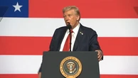 Trump compliments Obama’s ability to walk down stairs
