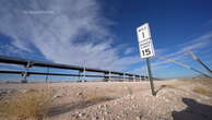 Forty-mile conveyer belt, biggest in the country, moves sand