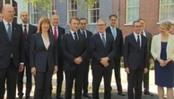 Macron and Starmer share Larry the cat joke during No 10 family photo