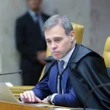 Mendonça restabelece sigilo em investigação sobre pai e primo de Vorcaro