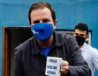 Paes anuncia vacinação contra a Covid-19 em adolescentes de 12 a 17 anos no Rio