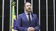 Só penalizar não resolve, diz relator de projeto sobre bebidas falsificadas